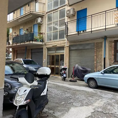 Na Za' Pina Apartamento *